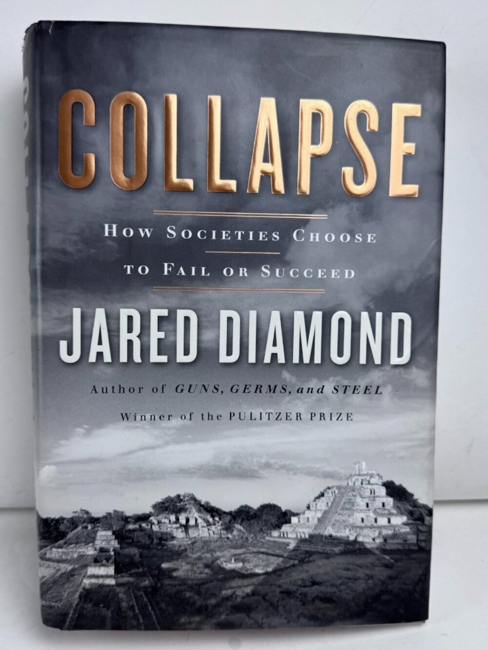 Collapse How Societies Choose Jared Diamond Hardcover Book ISBN 0670033375